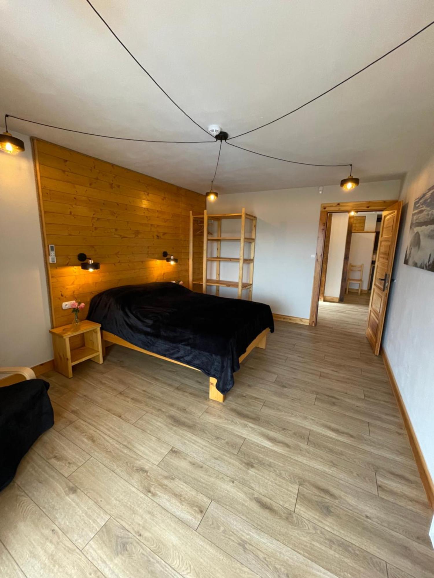 Apartamentwroznowiepl Buitenkant foto